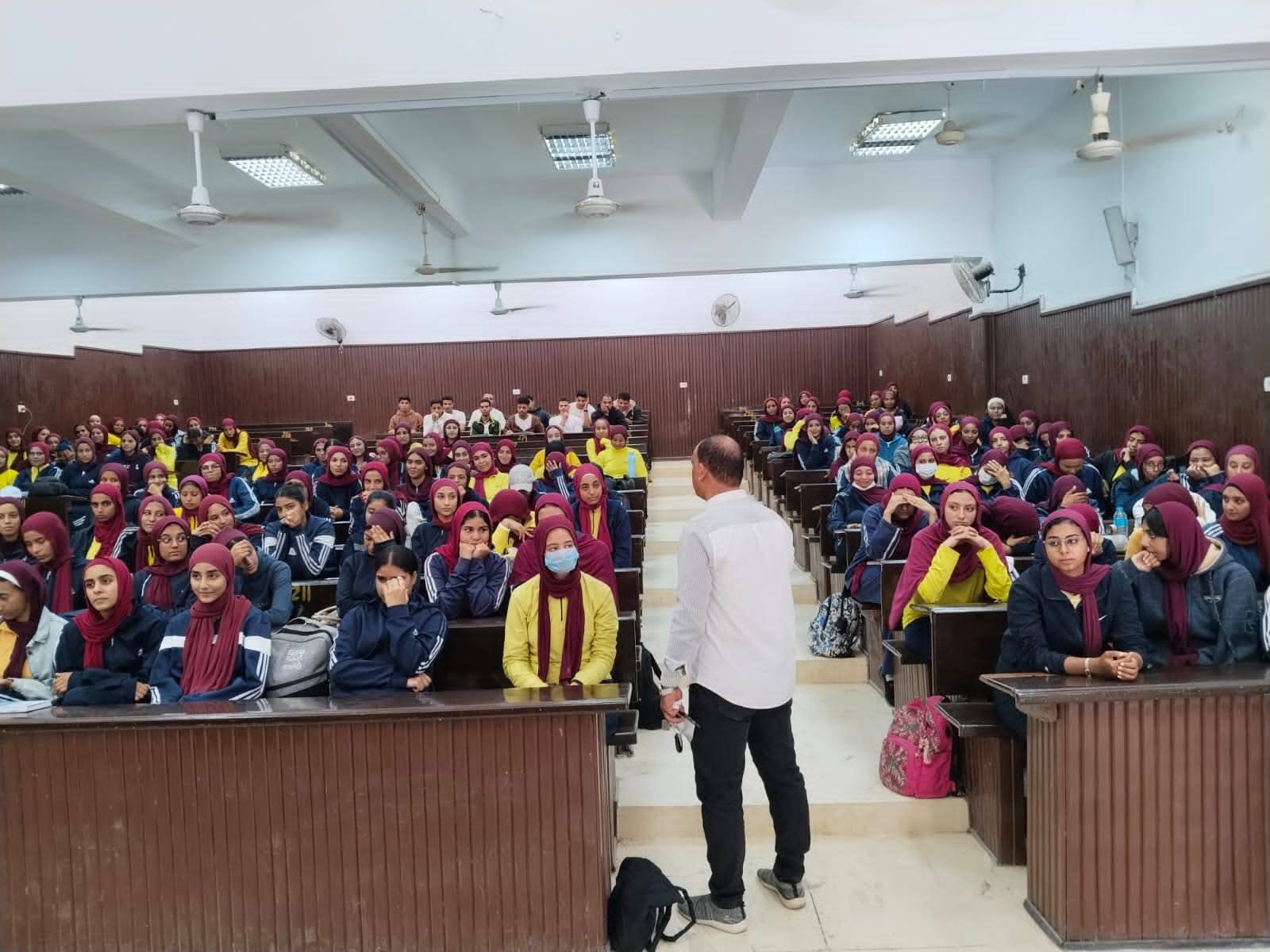 IMG 7390 السويس جامعة قناة السويس تواصل تنفيذ فعاليات توعوية ورياضية وتدريبية لتعزيز وعي ومهارات طلابها موقع في الجامعة
