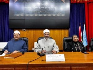 IMG 7555 الإسكندرية جامعة الإسكندرية تنظم يومًا توعويًا لطلابها حول الهوية الدينية وقضايا الشباب بالتعاون مع دار الإفتاء موقع في الجامعة