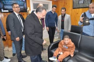 محافظ أسيوط يتابع عن كثب حالة الطفل زياد ويضمن رعايته الطبية والاجتماعية - صور 3 IMG 7676 محافظ أسيوط محافظ أسيوط يتابع عن كثب حالة الطفل زياد ويضمن رعايته الطبية والاجتماعية - صور موقع في الجامعة