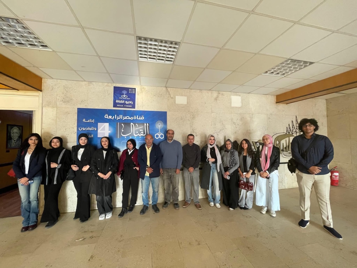 IMG 7791 السويس راديو جامعة قناة السويس ينظم جولة تدريبية عملية لطلاب كورس "المذيع المحترف باللغة الإنجليزية" موقع في الجامعة
