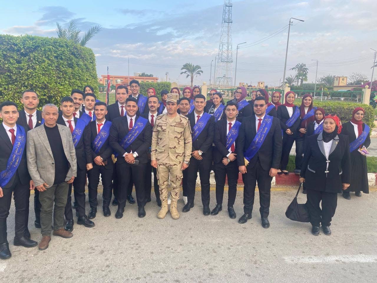 IMG 8079 تعاون بين القوات المسلحة والتضامن وجامعة القاهرة طلاب جامعة المنصورة يزورون شمال سيناء لتعزيز الوعي الوطني والانتماء للمشروعات القومية موقع في الجامعة