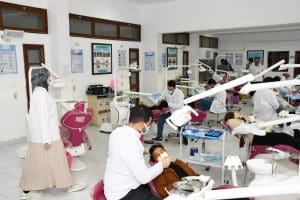IMG 8103 السويس رئيس جامعة قناة السويس يتفقد مستشفى طب الأسنان لمتابعة الاستعدادات النهائية للاعتماد موقع في الجامعة
