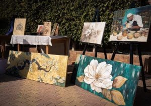 IMG 8354 الأهرام جامعة الأهرام الكندية تفتتح معرض ملتقى الفنون والحرف اليدوية الأول لتعزيز الإبداع الطلابي موقع في الجامعة
