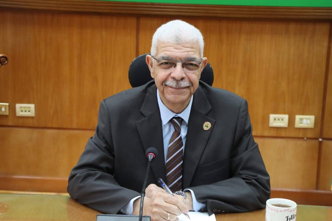 IMG 8451 مبادرة رئيس جامعة المنوفية: "دور الجامعة يمتد لحماية الأسرة ومكافحة العنف الأسري" موقع في الجامعة