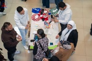 IMG 9431 معرض معرض للمشروعات الصغيرة وريادة الأعمال بكلية الإدارة والاقتصاد بالجامعة المصرية الروسية موقع في الجامعة