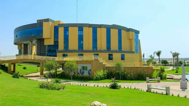 IMG 9453 مسقط متفوتش الفرصة.. جامعة بدر بالقاهرة تفتح باب التقديم لوظائف أعضاء هيئة التدريس بـ14 كلية موقع في الجامعة