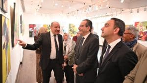 IMG 9465 الفيوم رئيس جامعة الفيوم يفتتح معرض “الطبيعة الأم” بكلية التربية النوعية موقع في الجامعة