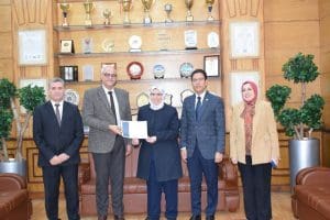 IMG 9560 بنها جامعة بنها تكرم الكليات الفائزة بمسابقة أفضل المواقع الإلكترونية موقع في الجامعة
