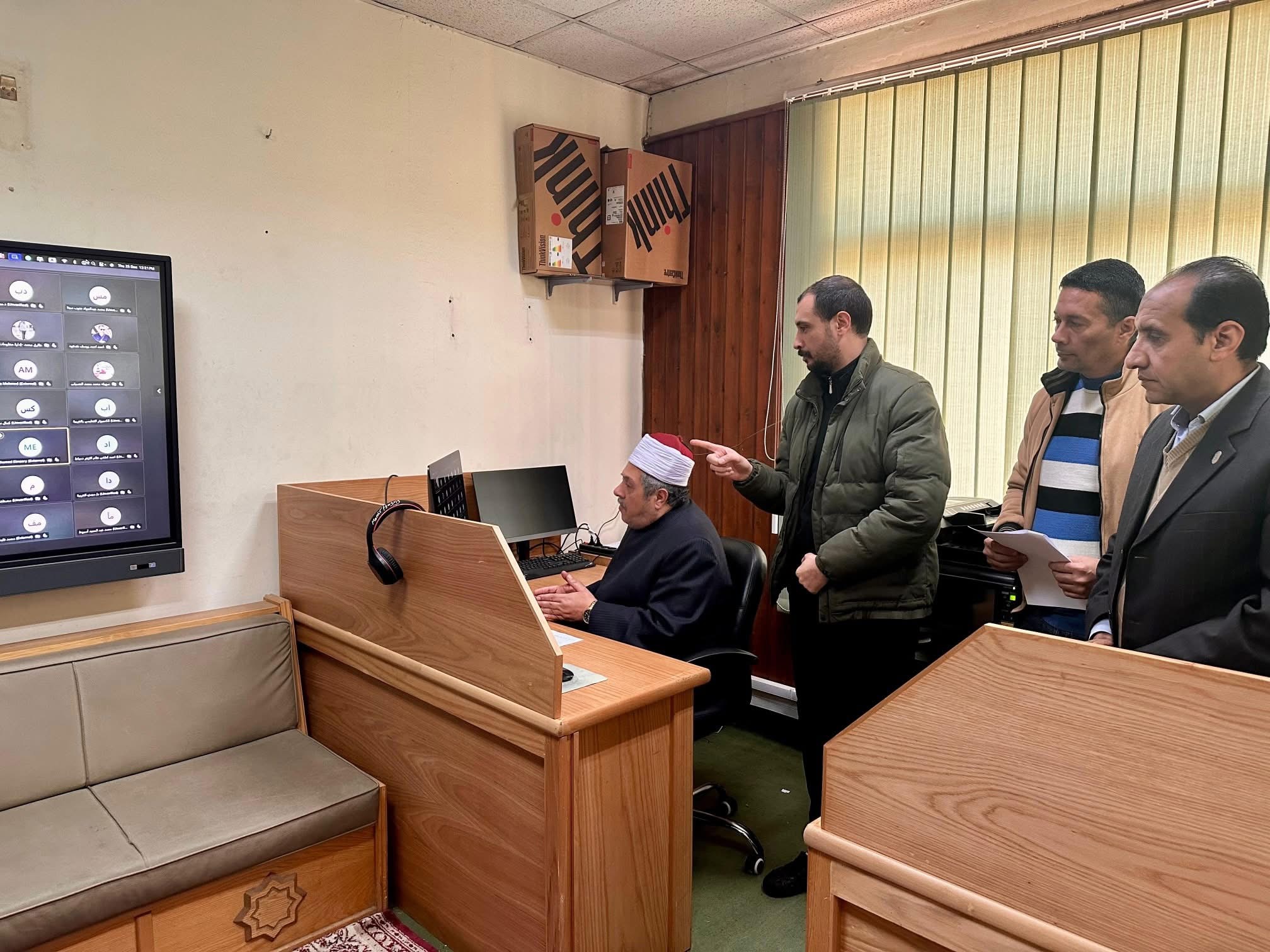 IMG 9584 اعتماد نتيجة الثانوية الأزهرية لمعاهد فلسطين 2026 رئيس قطاع المعاهد الأزهرية يتابع الاستعدادات النهائية للامتحان الرقمي للصف الأول الثانوي موقع في الجامعة
