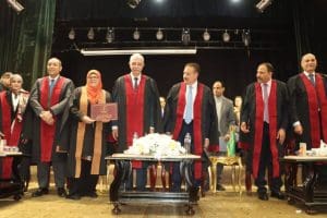 IMG 9613 المنوفية في عيدها الـ49.. رئيس جامعة المنوفية يكرم الدكتور أيمن الباز وأوائل الخريجين ورواد البحث والنشر الدولي موقع في الجامعة