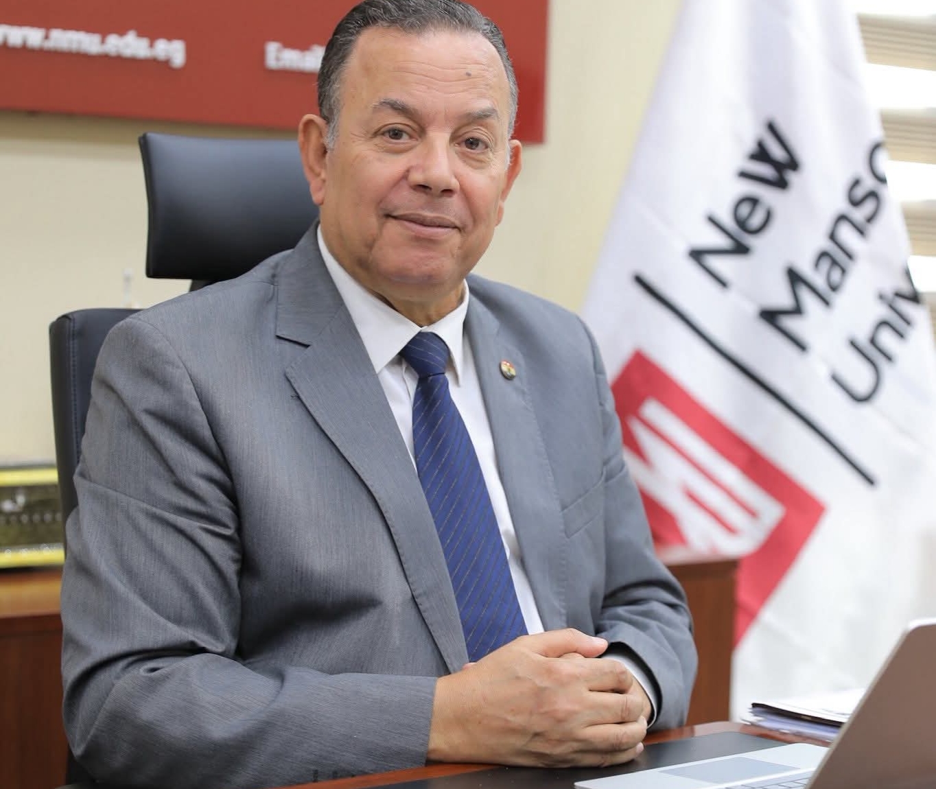 معوض الخولي رئيس جامعة المنصورة الجديدة