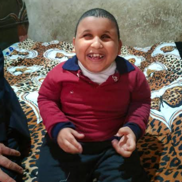 IMG ٢٠٢٥١٢١١ ٢٢٠٩٢٥ مدير زياد الكفيف صاحب "أجمل ضحكة" يحصل على ما لم يتوقعه.. تفاصيل لقاء مؤثر مع محافظ أسيوط موقع في الجامعة