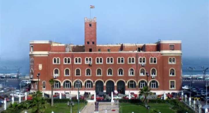 أحمد عادل عبد الحكيم قائمًا بأعمال رئيس جامعة الإسكندرية