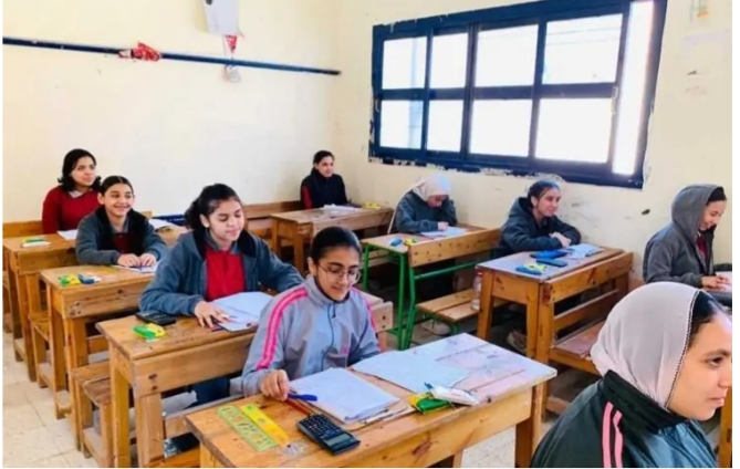 IMG ٢٠٢٥١٢٢٧ ٢٠٣٧١٥ النموذج الاسترشادي الثالث في الجبر لطلاب الإعدادية لطلاب الإعدادية.. نماذج استرشادية في اللغة العربية للفصل الدراسي الأول 2025-2026 موقع في الجامعة