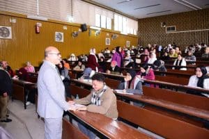 رئيس جامعة سوهاج يتابع أداء 2600 طالب لامتحانات التربية النوعية ويتفقد لجان الصم 7 1768054732914 جامعة سوهاج رئيس جامعة سوهاج يتابع أداء 2600 طالب لامتحانات التربية النوعية ويتفقد لجان الصم موقع في الجامعة