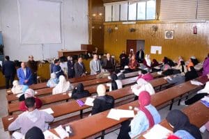 رئيس جامعة سوهاج يتابع أداء 2600 طالب لامتحانات التربية النوعية ويتفقد لجان الصم 5 1768054737928 جامعة سوهاج رئيس جامعة سوهاج يتابع أداء 2600 طالب لامتحانات التربية النوعية ويتفقد لجان الصم موقع في الجامعة