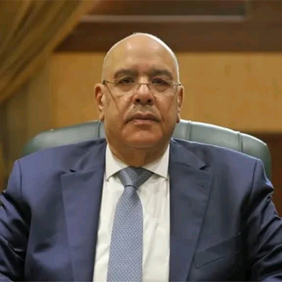 1768228973454 هشام بدوي خريج حقوق القاهرة.. من هو المستشار هشام بدوي رئيس مجلس النواب الجديد موقع في الجامعة