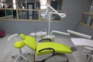 رئيس جامعة المنيا يفتتح وحدات الليزر ويُدشن 26 وحدة جديدة بمستشفى طب الأسنان 6 افتتاح مجمع وحدات الأشعة الرقمية وزراعة الأسنان بالمنيا