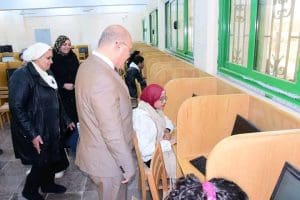 انتظام امتحانات كلية التمريض بجامعة سوهاج بمشاركة 3497 طالبًا وطالبة 6 3497 طالبًا يؤدون امتحانات التمريض بسوهاج