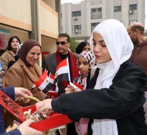 شوكولاتة وأعلام مصر.. تعليم القاهرة تختتم امتحانات الإعدادية برسالة دعم وتحفيز 7 شوكولاتة وأعلام مصر.. تعليم القاهرة تختتم امتحانات الإعدادية برسالة دعم وتحفيز
