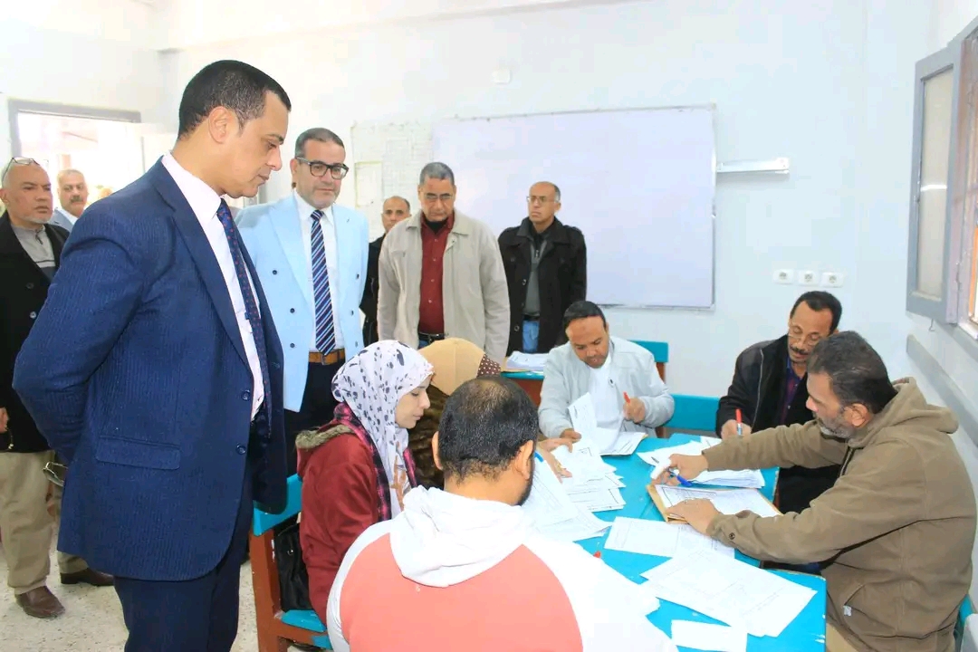وكيل تعليم سوهاج يتابع لجان رصد امتحانات الإعدادية