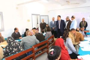 مدير تعليم سوهاج يتابع تصحيح امتحانات الشهادة الإعدادية ويؤكد الالتزام بالعدالة والشفافية 3 مدير تعليم سوهاج يتابع تصحيح امتحانات الشهادة الإعدادية ويؤكد الالتزام بالعدالة والشفافية