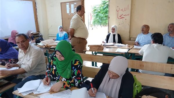 كنترولات الإعدادية تواصل التصحيح
