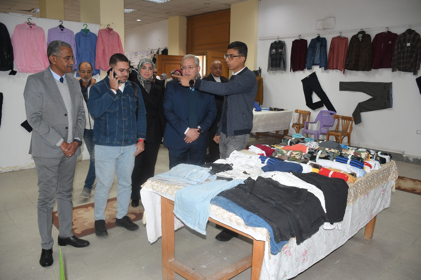 جامعة العاصمة تفتتح معرضها الخيري السنوي لدعم الطلاب 2 جامعة العاصمة تفتتح معرضها الخيري السنوي لدعم الطلاب