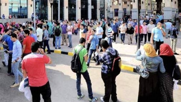 موعد امتحانات الميد ترم للجامعات 2026