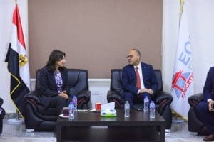 وزير العمل يسلّم 20 عقد عمل لذوي الهمم بالجامعة المصرية الصينية ويُطلق ندوة حول قانون العمل الجديد 4 FB IMG 1767273058515 عقد وزير العمل يسلّم 20 عقد عمل لذوي الهمم بالجامعة المصرية الصينية ويُطلق ندوة حول قانون العمل الجديد موقع في الجامعة