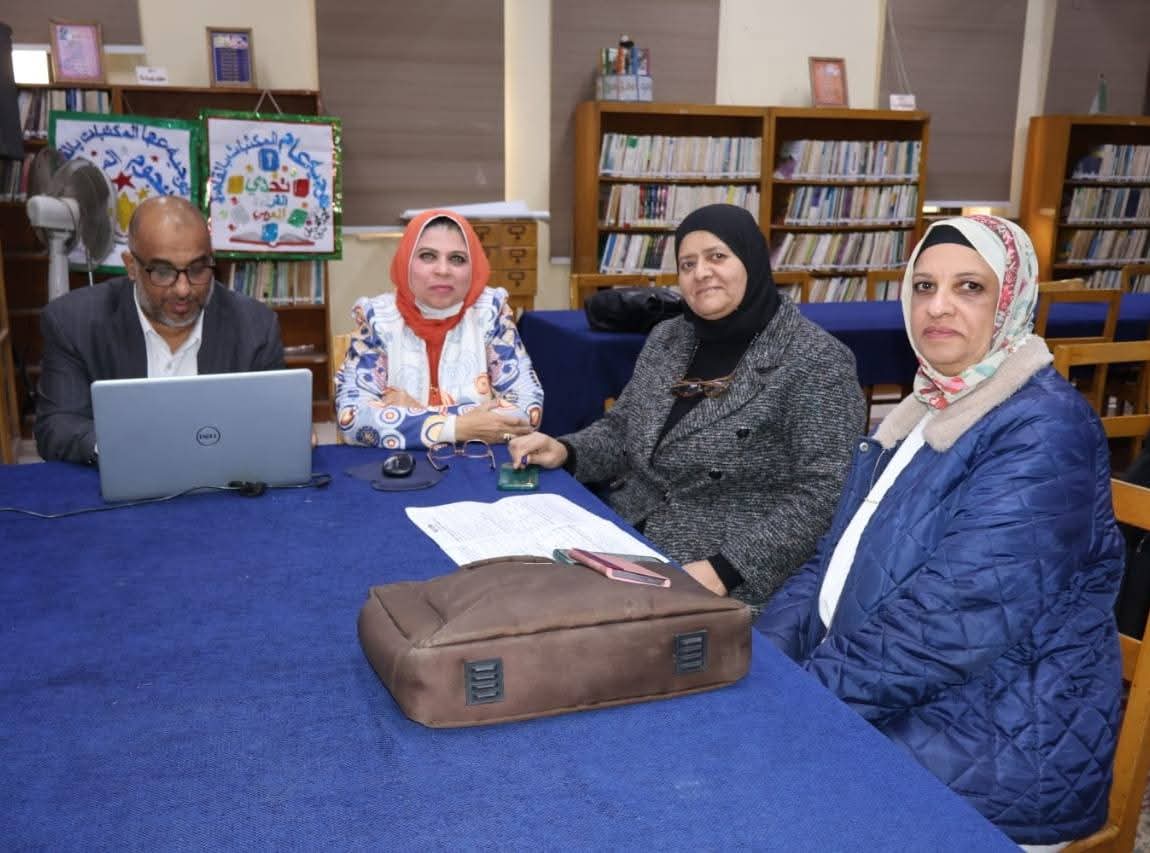 FB IMG 1767280395718 مراجعات مراجعات مباشرة في المستوى الرفيع للغة الإنجليزية لطلاب الشهادة الإعدادية بالقاهرة موقع في الجامعة