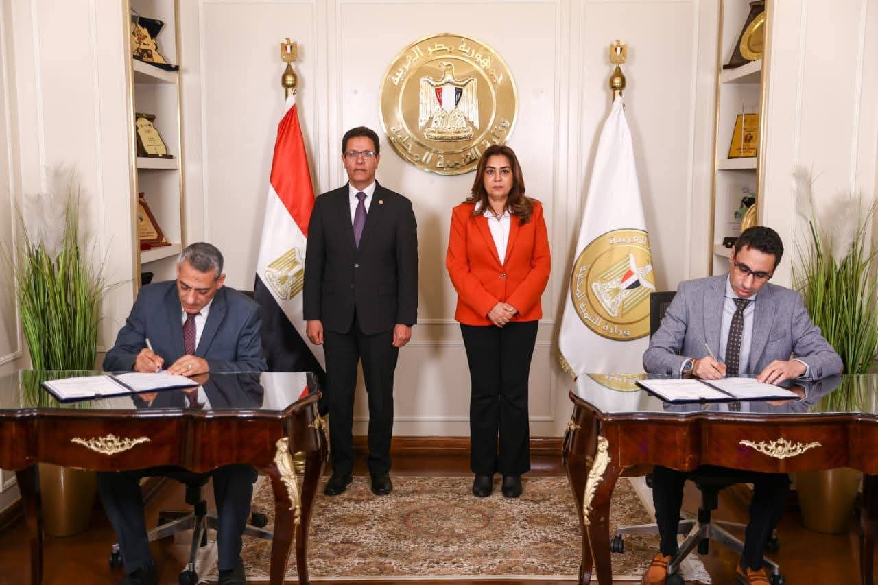 FB IMG 1767281639044 الكوادر إطلاق مبادرة بناء الكوادر البشرية في المحليات بالتعاون مع الجامعات المصرية موقع في الجامعة