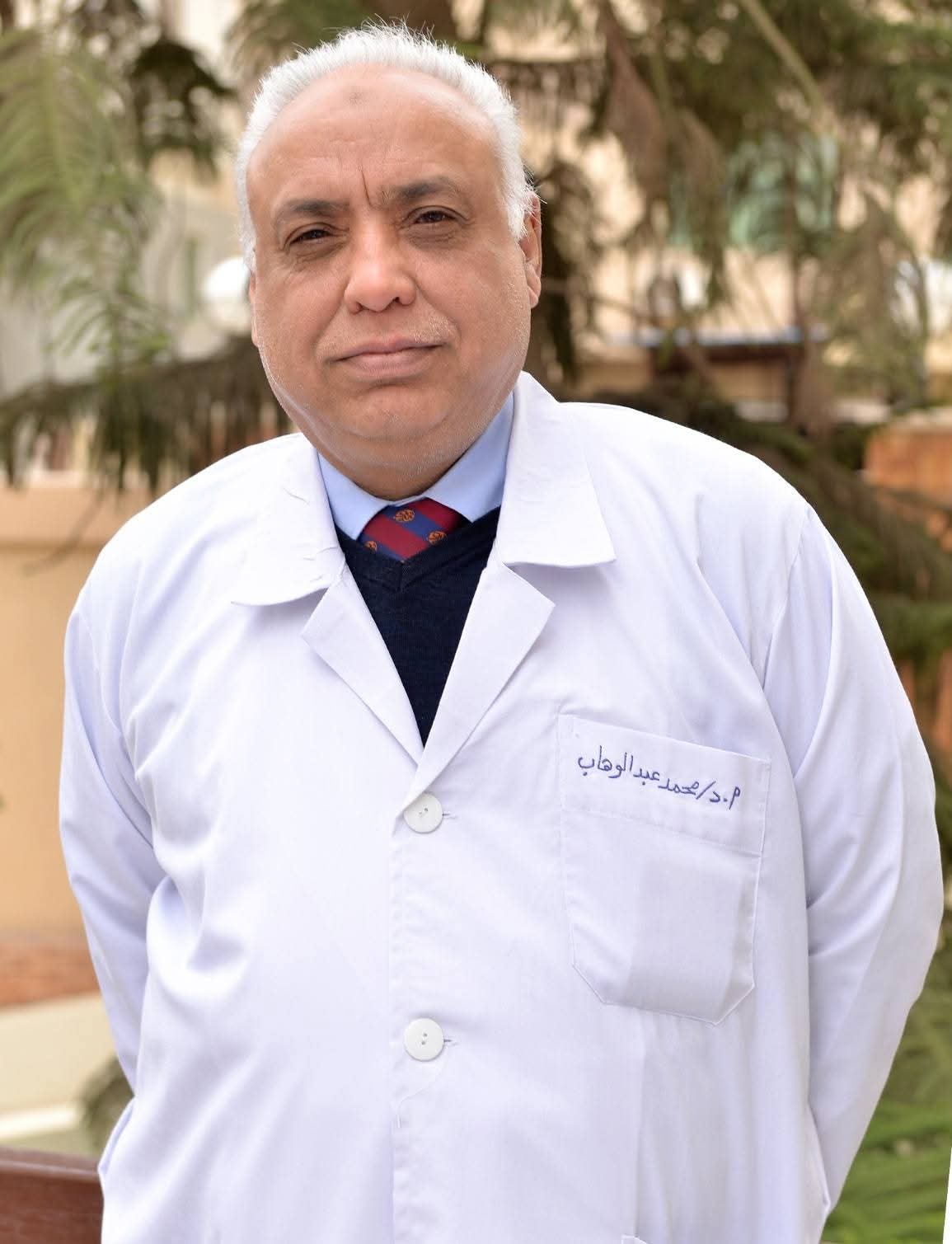 FB IMG 1767386750761 المنصورة رئيس جامعة المنصورة يهنّئ العالم الدكتور محمد عبدالوهاب لاختياره «رجل العام في مصر والشرق الأوسط» موقع في الجامعة
