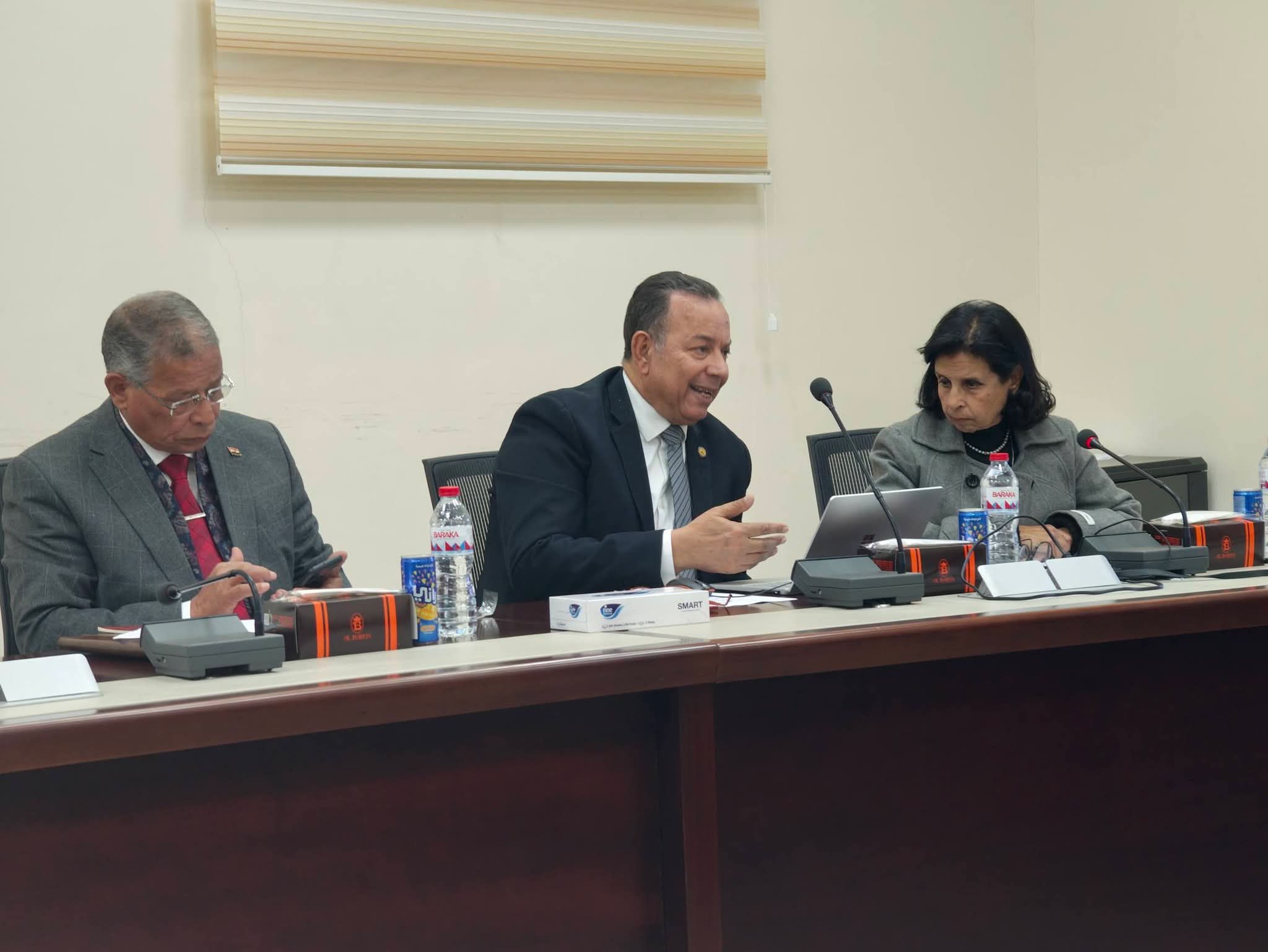 FB IMG 1767465305086 منح كاملة لـ1953 طالبًا تاكيداً لموقع في الجامعة.. جامعة المنصورة الجديدة تعمل علي إنشاء مستشفى جامعي موقع في الجامعة