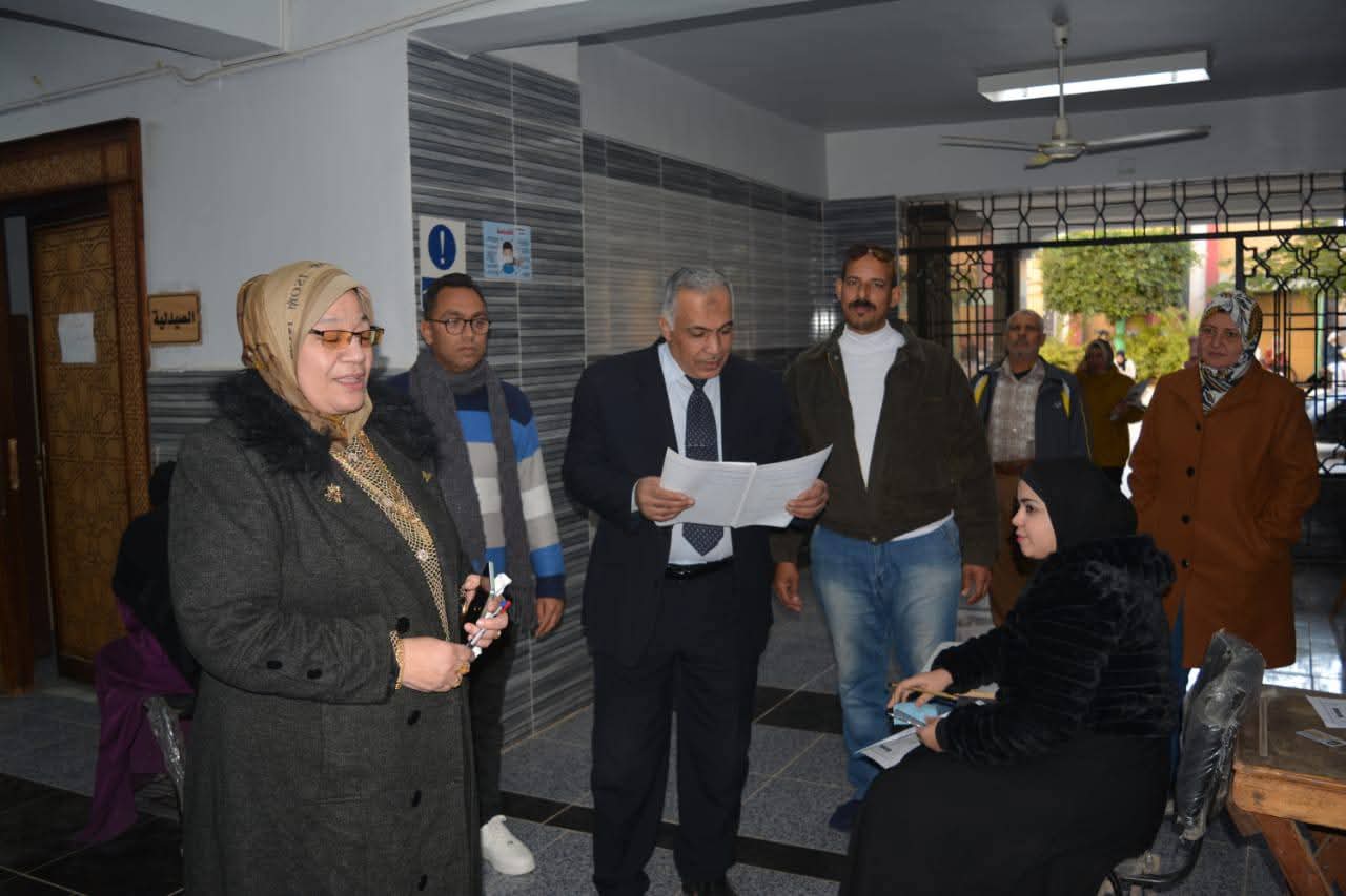 FB IMG 1767517121767 جامعة المنصورة الجديدة نائب رئيس جامعة الأزهر يشيد بمنظومة الامتحانات ويؤكد العدالة وتكافؤ الفرص بالزقازيق موقع في الجامعة