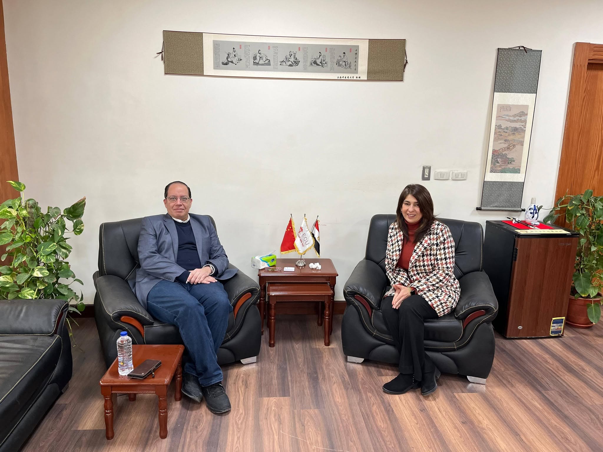 FB IMG 1767543821167 المصرية رئيس الجامعة المصرية الصينية تستقبل مسؤول برنامج PRIMA لمتابعة مشروع «مارا–ميديتيرا» موقع في الجامعة