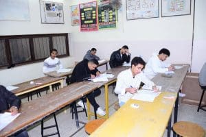 رئيس جامعة سوهاج يتفقد لجان امتحانات كلية التكنولوجيا والتعليم ويؤكد الانضباط وتكافؤ الفرص 2 FB IMG 1767618564653 جامعة سوهاج رئيس جامعة سوهاج يتفقد لجان امتحانات كلية التكنولوجيا والتعليم ويؤكد الانضباط وتكافؤ الفرص موقع في الجامعة