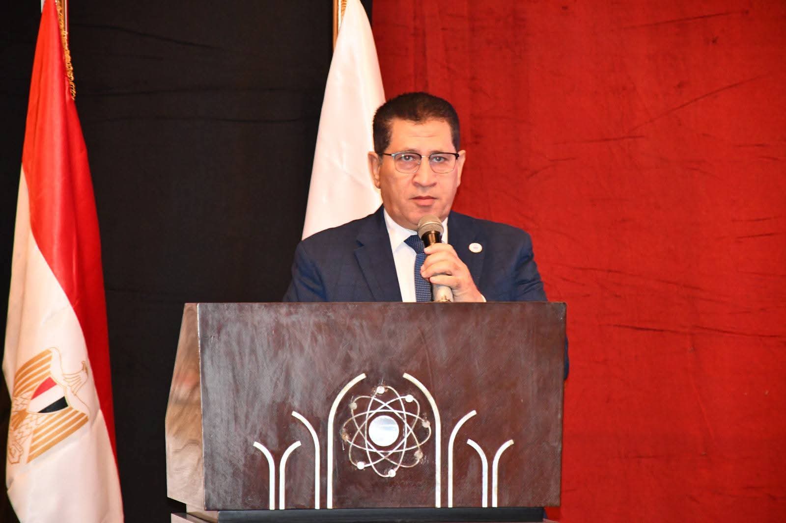 FB IMG 1767641283288 جامعة العاصمة نائب رئيس جامعة العاصمة لـ "في الجامعة": جامعة العاصمة تحقق تقدمًا بارزًا في التصنيف العربي وتعزز مكانتها البحثية موقع في الجامعة