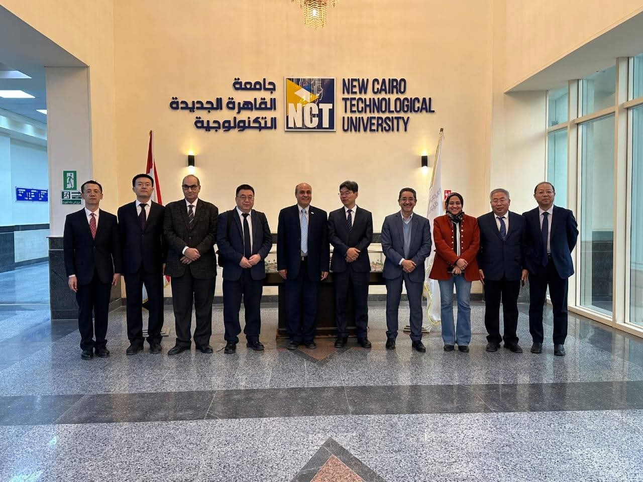 FB IMG 1767871378708 معرض ZoneED Fair للطلاب الوافدين جامعة شانشي الصينية تطلق برامج تدريبية متقدمة لطلاب جامعة القاهرة الجديدة التكنولوجية لتطوير مهاراتهم موقع في الجامعة