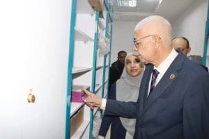 رئيس جامعة المنوفية يتفقد صيدلة الإسعاف ويشدد على جودة الخدمات الصيدلانية بالمستشفيات الجامعية 3 FB IMG 1767890037387 صيدلة رئيس جامعة المنوفية يتفقد صيدلة الإسعاف ويشدد على جودة الخدمات الصيدلانية بالمستشفيات الجامعية موقع في الجامعة