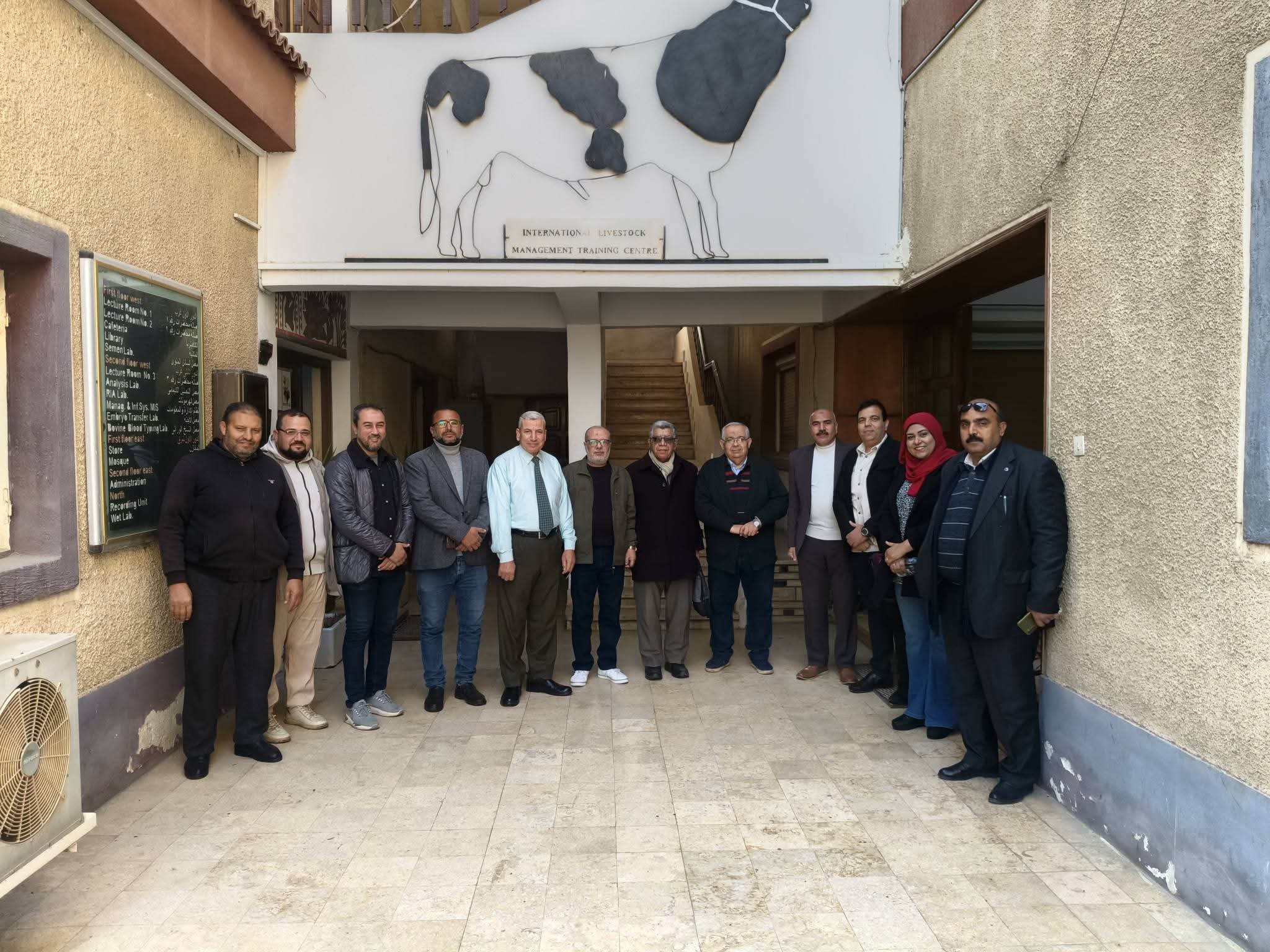FB IMG 1767969227087 قيادات مبادرة في الجامعة البحثية.. قيادات معهد بحوث الإنتاج الحيواني يتفقدون محطات البحوث بكفر الشيخ موقع في الجامعة
