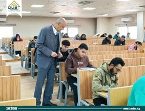 جامعة العبور للعلوم والتكنولوجيا تتابع امتحانات الفصل الدراسي الأول 2025/2026| صور 2 FB IMG 1768050552933 العبور جامعة العبور للعلوم والتكنولوجيا تتابع امتحانات الفصل الدراسي الأول 2025/2026| صور موقع في الجامعة