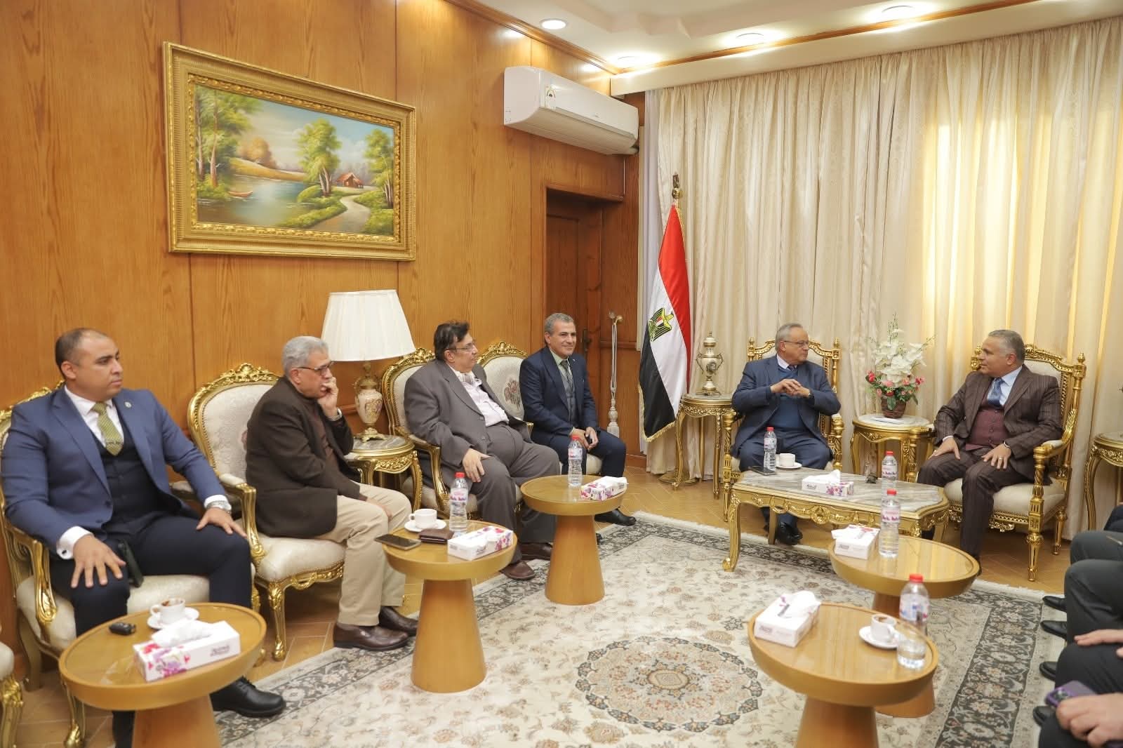 FB IMG 1768155295394 سفارة جامعة السويس تفتح فرع سفارة المعرفة لدعم البحث العلمي وتمكين الطلاب بالابتكار الرقمي موقع في الجامعة