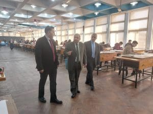 قيادات جامعة القاهرة في جولات ميدانية لمتابعة انتظام امتحانات نهاية الفصل الدراسي الأول 2025/2026 5 FB IMG 1768202980694 قيادات قيادات جامعة القاهرة في جولات ميدانية لمتابعة انتظام امتحانات نهاية الفصل الدراسي الأول 2025/2026 موقع في الجامعة