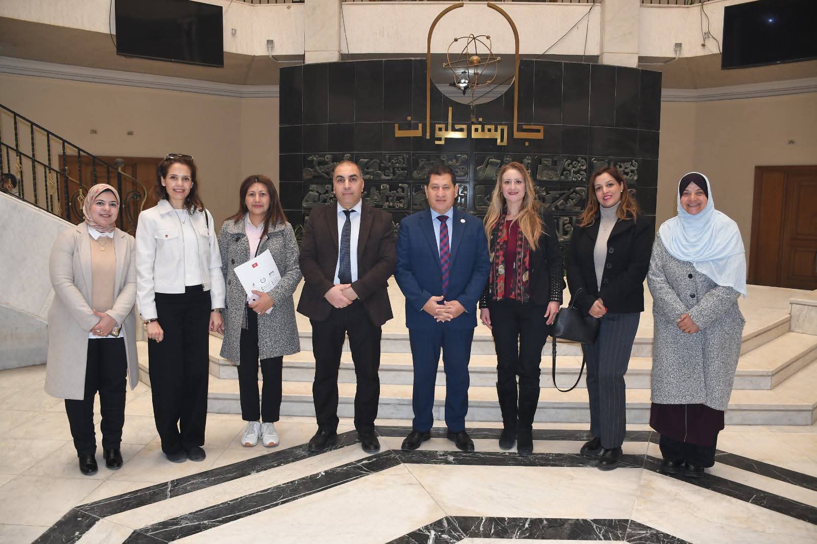 FB IMG 1768214844719 جامعة العاصمة جامعة العاصمة تستضيف مشروع الماجستير الدولي في التكنولوجيا المالية لربط الطلاب بسوق العمل العالمي لـ 14يناير موقع في الجامعة
