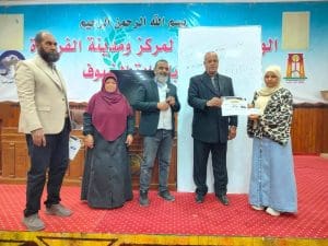 وكيل تعليم الوادي الجديد يشيد بإقبال طلاب الشهادة الإعدادية على المراجعات النهائية بالفرافرة 2 وكيل تعليم الوادي الجديد يشيد بإقبال طلاب الشهادة الإعدادية على المراجعات النهائية