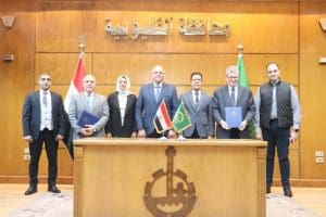 جامعة بنها وصحة القليوبية توقعان بروتوكولًا لتطوير التعليم الطبي والخدمات العلاجية 3 جامعة بنها وصحة القليوبية توقعان بروتوكولًا لتطوير التعليم الطبي