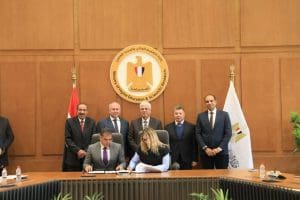 وزير التعليم العالي يشهد توقيع اتفاقية مزدوجة بين معهد سوهاج وسانت بطرسبرغ لمنح بكالوريوس روسي ومصري 2 FB IMG 1768729870668 التعليم العالي وزير التعليم العالي يشهد توقيع اتفاقية مزدوجة بين معهد سوهاج وسانت بطرسبرغ لمنح بكالوريوس روسي ومصري موقع في الجامعة