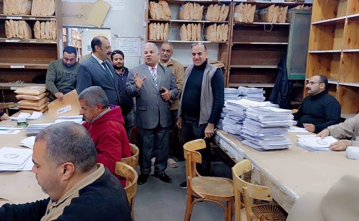 وكيل تعليم الفيوم يتفقد أعمال لجنة النظام والمراقبة للشهادة الإعدادية
