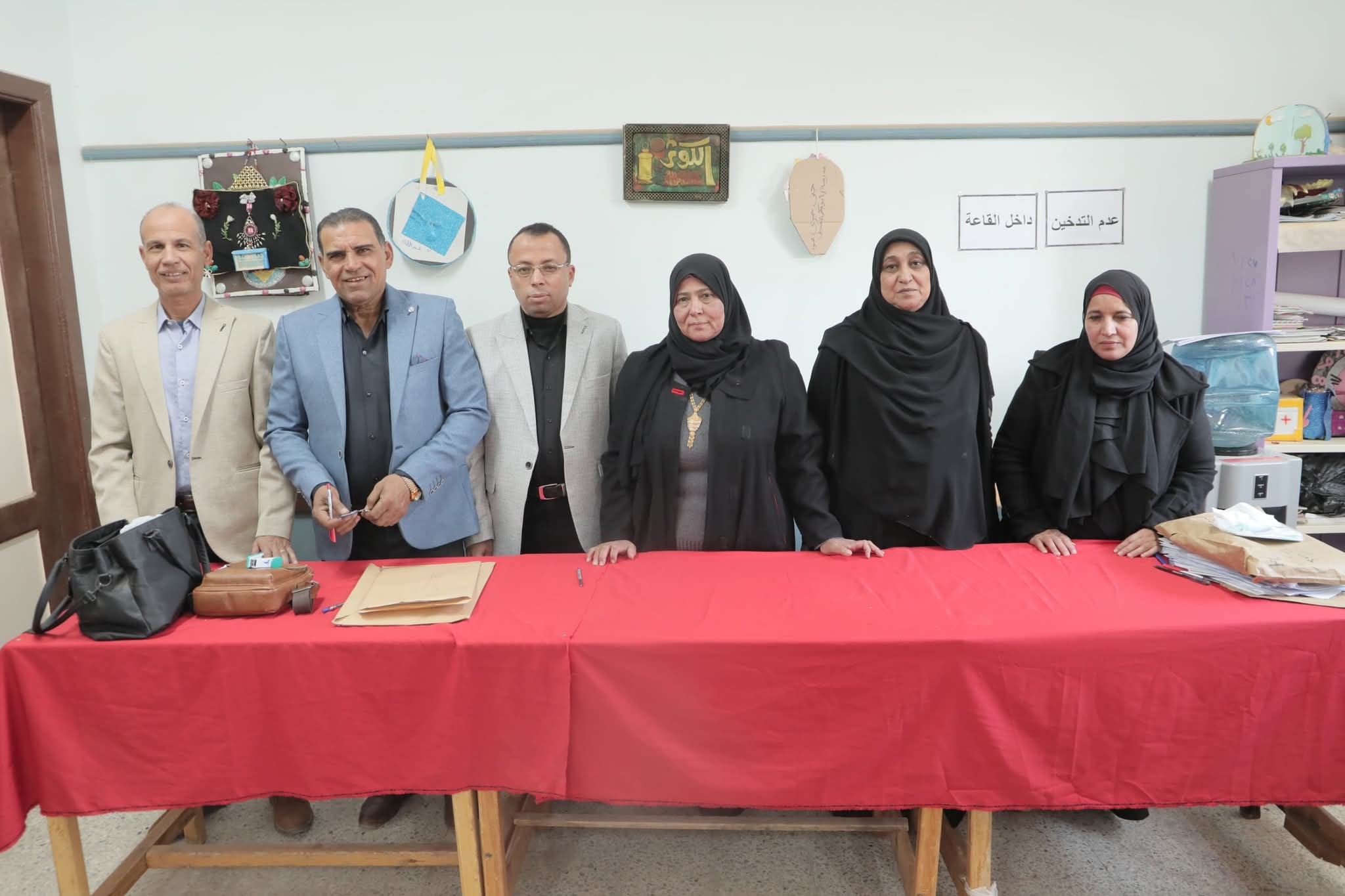 FB IMG 1768846233930 الشهادة الإعدادية متابعة أعمال لجنة تقدير درجات الشهادة الإعدادية بالوادي الجديد موقع في الجامعة